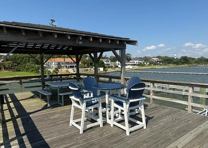 Bay Breeze Estate - Heated Pools, Private Pier & Walk To The Kemah Boardwalk